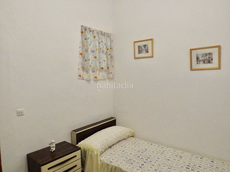 Foto eaf71fe9-0441-44ea-b7d2-7eea84e35ef6. Edifici a port d´Andratx Andratx