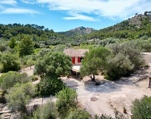 Masia a S´Arracó. Encantadora finca rústica reformada con vistas a la montaña