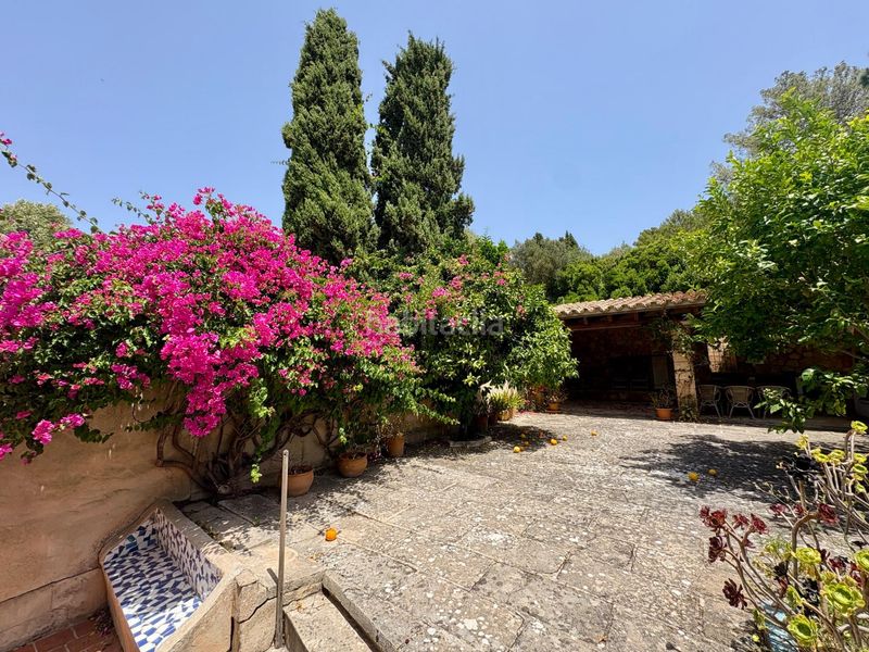 Foto f95659e9-84a1-430b-82b9-717bd87477a0. Casa aparellada amb calefacció a Andratx Andratx