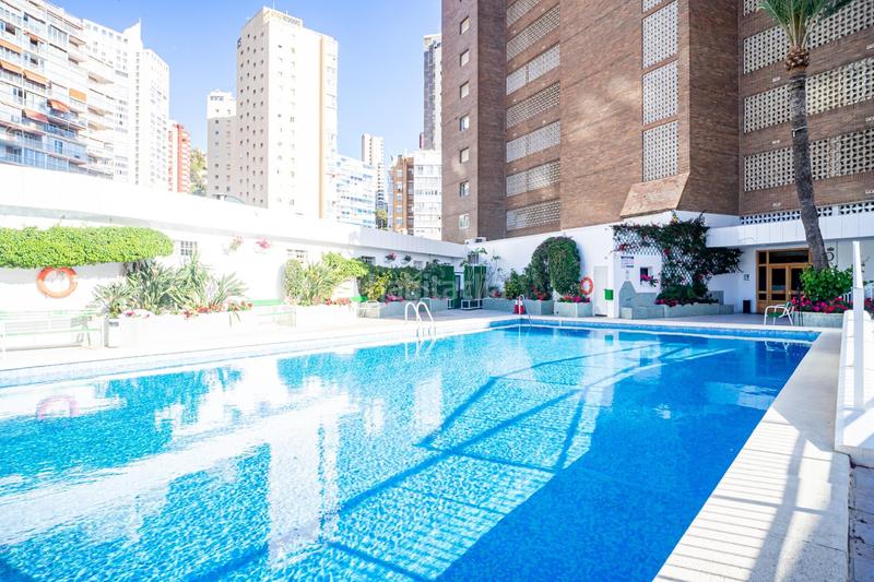 Foto 9b8584f6-f0f0-41ea-bed4-d99f4c889a72. Piccolo appartamento con piscina in Playa Levante Benidorm
