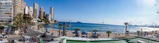 Apartament a Playa Levante. Amplio apartamento en primera línea en benidorm