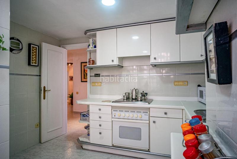 Foto b2b477b4-b574-4964-bc56-b1e663a60814. Piccolo appartamento con piscina in Playa Levante Benidorm