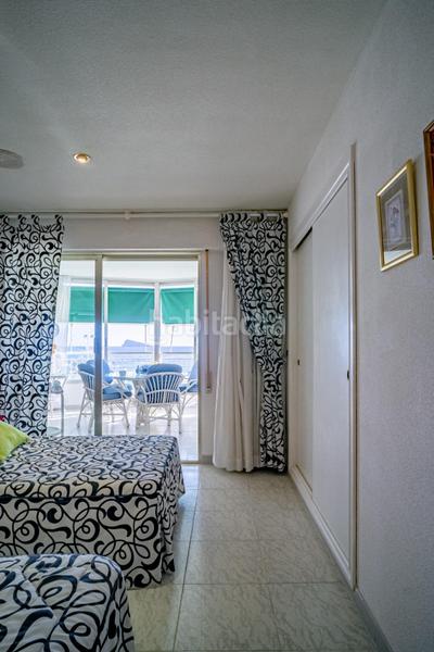Foto f8694b81-353f-4be8-9fe8-f729aa9cb1fc. Piccolo appartamento con piscina in Playa Levante Benidorm