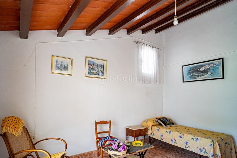 Foto 698d6bde-7407-4e4a-b67a-b87757a3f771. Masia a Bolulla