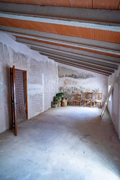Foto b2a9c1dc-e8dd-41cf-b332-176310f74f3f. Masia a Bolulla