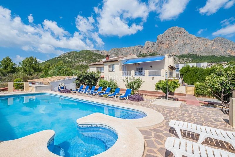 Foto f7e772f0-38df-4039-aa1e-70e3aea038a8. Xalet amb piscina a balcón de ponoig - Polop paradis - Polop hills Polop