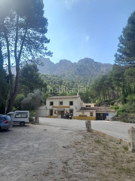 Foto 5ed8da55-d2e3-4fa3-99e5-ee9811b8d7ec. Casa con parcheggio in Confrides