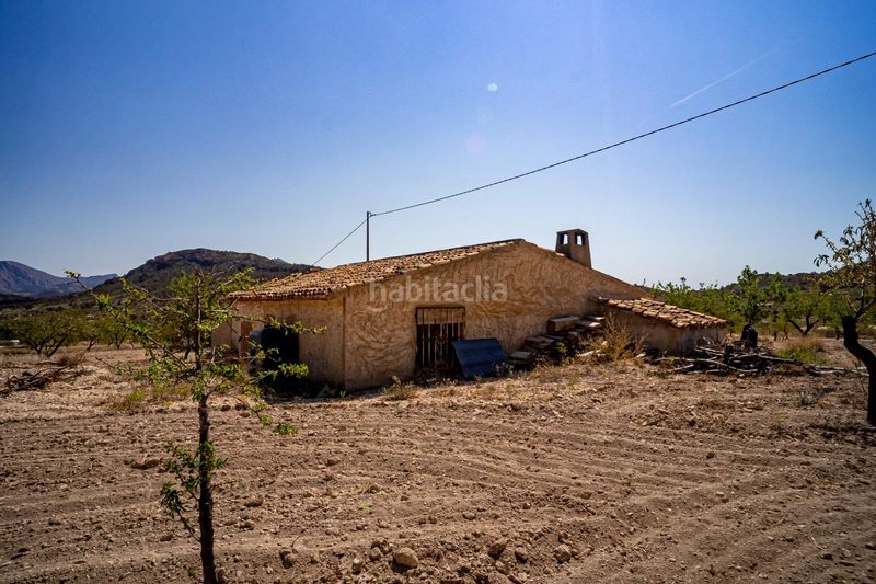 Foto b7d6ad40-c48d-47bf-b711-6b889f989fdb. Casa amb aparcament a Relleu