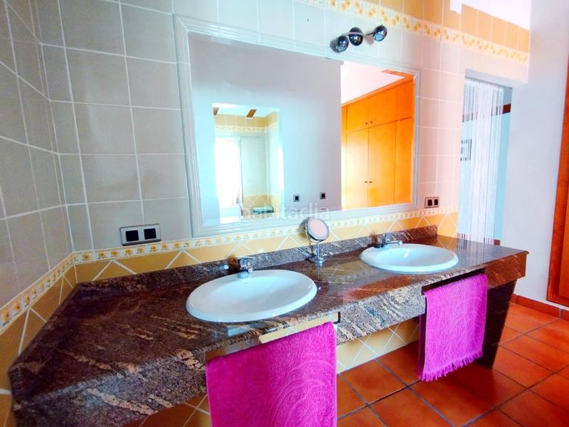 Foto 902fd24d-1d03-4fc8-8133-ddcb2286523e. Casa amb aparcament a Pueblo-Ubanizaciones Alfàs del Pi (l´)