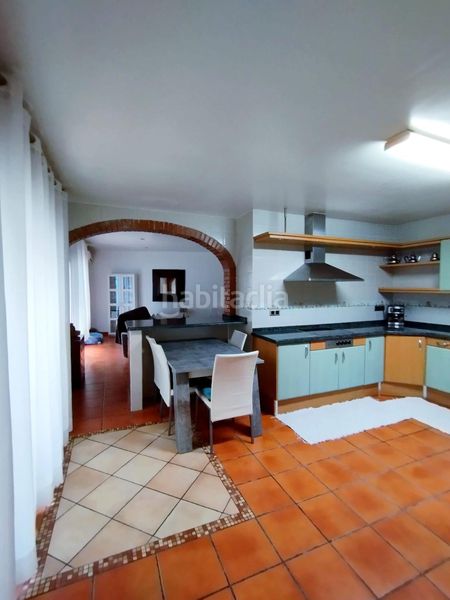 Foto cc8eee66-cc70-4b16-8c75-d95993a93b0b. Casa amb aparcament a Pueblo-Ubanizaciones Alfàs del Pi (l´)
