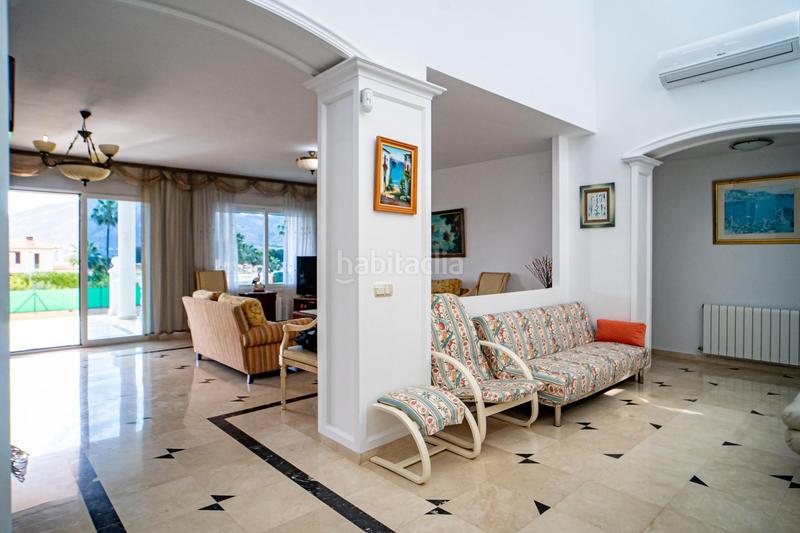Foto 05ca2a12-4805-485e-8371-fb73b29c5b1c. Chalet con riscaldamento parcheggio piscina in Pueblo-Ubanizaciones Alfàs del Pi (l´)