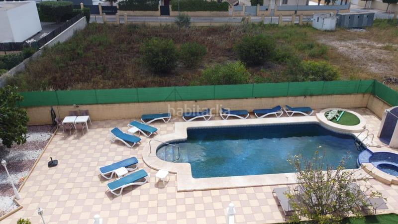 Foto 23b5c003-35c7-489d-878f-92403033286e. Chalet con riscaldamento parcheggio piscina in Pueblo-Ubanizaciones Alfàs del Pi (l´)