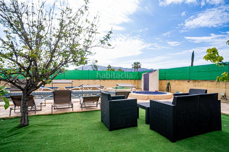 Foto a492611f-d82a-4936-81d6-fb53e9a84cac. Chalet con riscaldamento parcheggio piscina in Pueblo-Ubanizaciones Alfàs del Pi (l´)