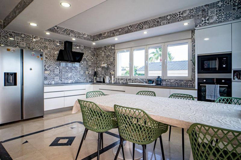 Foto d0944185-4483-4aeb-bcd6-ba85118e13b7. Xalet amb aparcament piscina a Pueblo-Ubanizaciones Alfàs del Pi (l´)