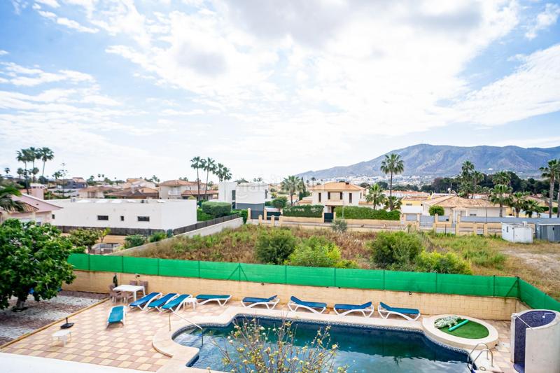 Foto e7e96814-b3bc-42d6-9ffe-75ef54e4b10d. Chalet con riscaldamento parcheggio piscina in Pueblo-Ubanizaciones Alfàs del Pi (l´)