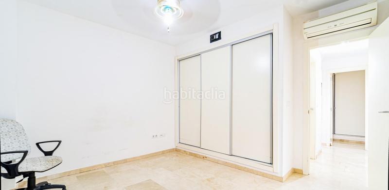 Foto a5cd37a3-6c7d-4dbf-a3f7-cdb403b3aae6. Apartament amb aparcament a Colonia Madrid Benidorm