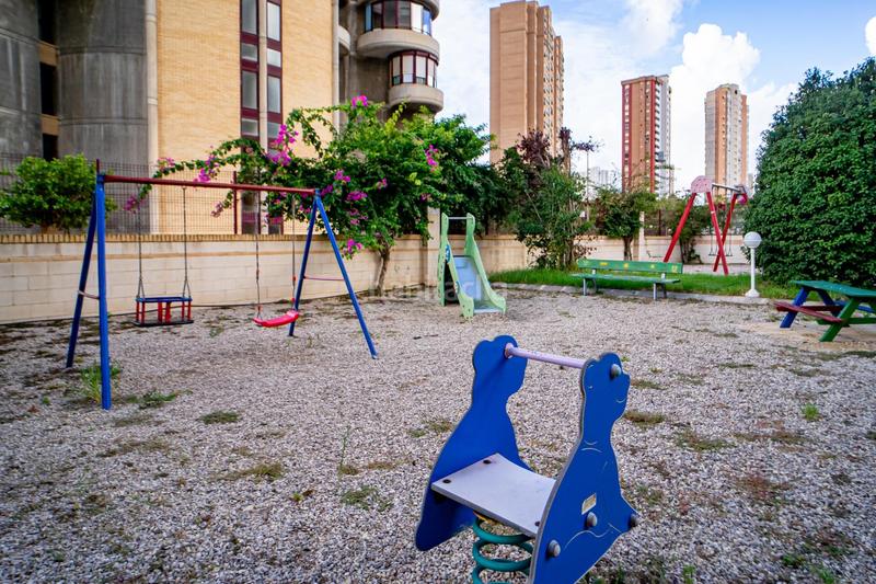 Foto b4044955-f257-4875-9cbf-429f0e7c8c42. Appartement avec parking piscine dans Juzgados - Plaza de Toros Benidorm