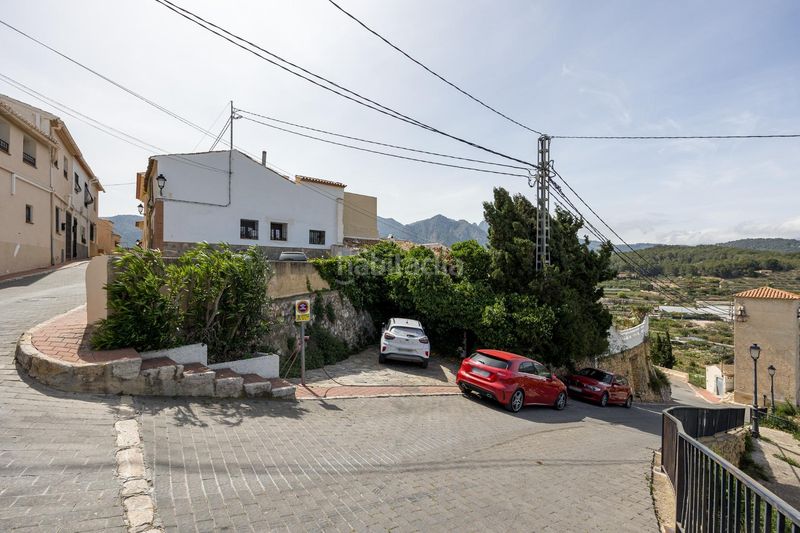 Foto 7744fe49-e92e-4dc2-8ea6-df6875b71c7b. Masia amb aparcament a Casco urbano Polop