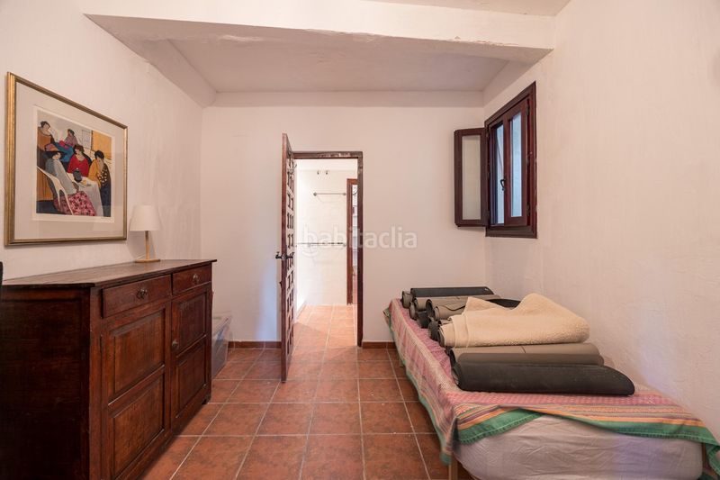 Foto f7a259ba-4503-4bb1-aa53-5d7ec045b259. Masia amb aparcament a Casco urbano Polop