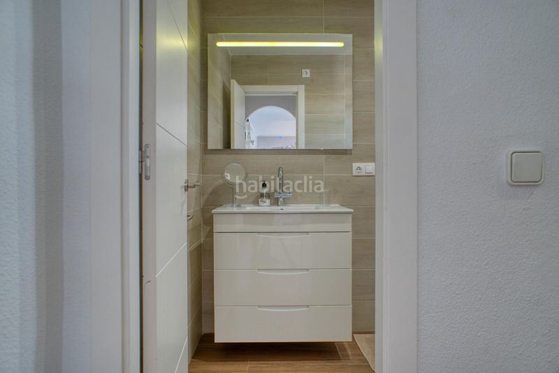 Foto aef98583-beb4-407a-8600-529837e974a8. Àtic amb aparcament a Altea ciudad Altea