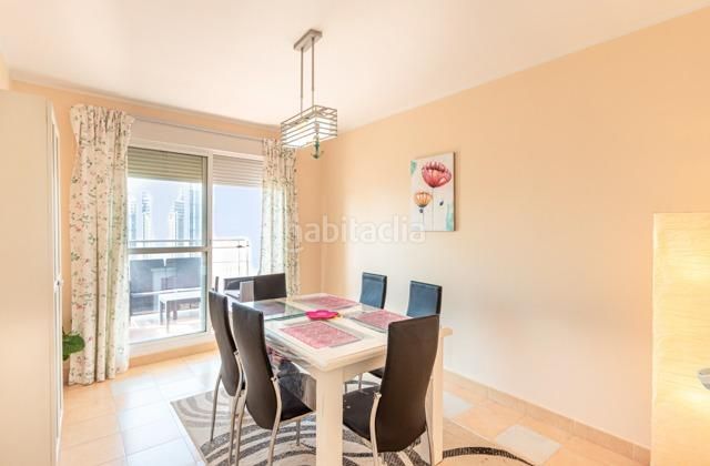 Foto 3befde69-c354-4fb0-ae32-356d3bc2b067. Apartament amb aparcament piscina a Via Parque Benidorm