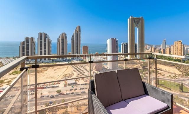 Foto 7d857777-b1ab-4cff-a0bf-193197edbfe4. Apartament amb aparcament piscina a Via Parque Benidorm