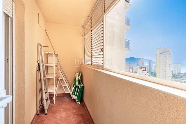 Foto a2bfa5dd-011b-4ff4-a4e2-d85ce0a76491. Apartament amb aparcament piscina a Via Parque Benidorm