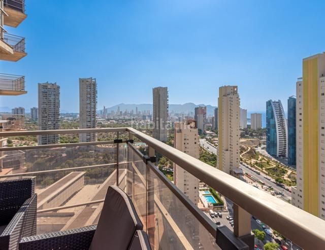 Foto fb7b99ab-4c7a-4597-accd-cc2e34239fc8. Apartament amb aparcament piscina a Via Parque Benidorm