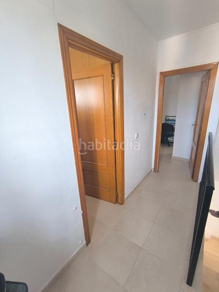 Foto 234518c9-4d7d-4b77-9691-b11aec758f61. Casa a schiera con parcheggio piscina in Alborache