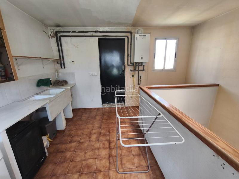 Foto bf7eaf4f-69cf-4a7f-86ba-53d8c7ee161d. Casa amb calefacció aparcament a Sedaví