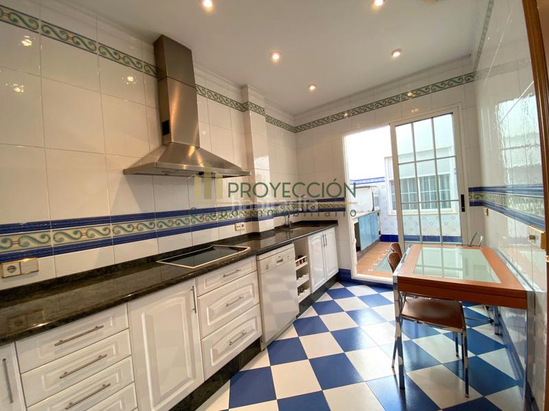 Foto 917dca28-bafc-4878-b94c-69c4d4c526c1. Casa a schiera con riscaldamento parcheggio in Benetússer