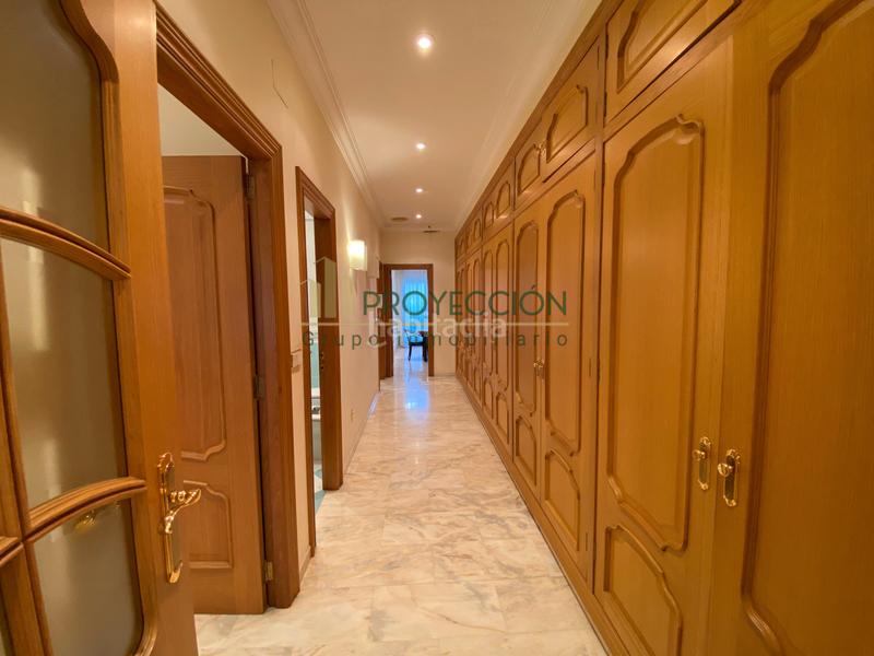 Foto 9a7d6975-2e7c-4b34-9c38-cea82238ccaf. Casa a schiera con riscaldamento parcheggio in Benetússer