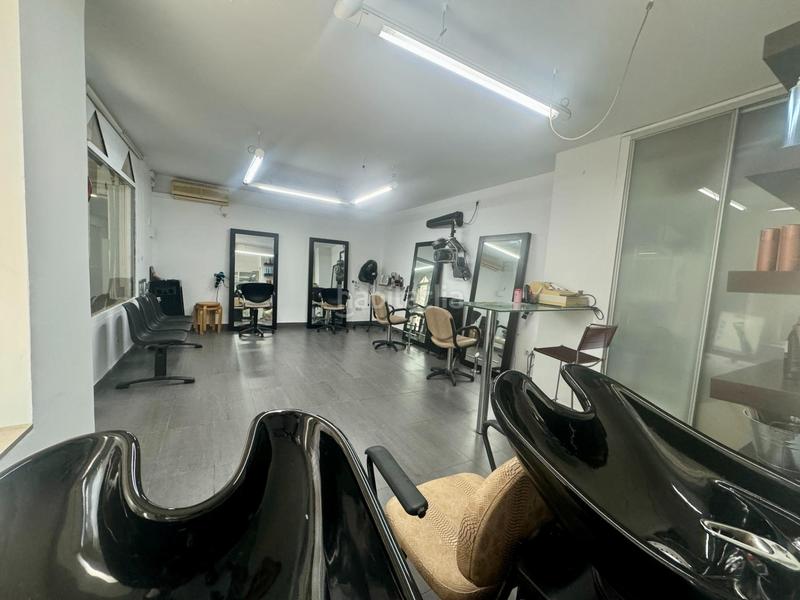 Foto ac2f5a2a-6258-4237-a96d-f5f37a7b44ee. Business premise in Centro Huelva