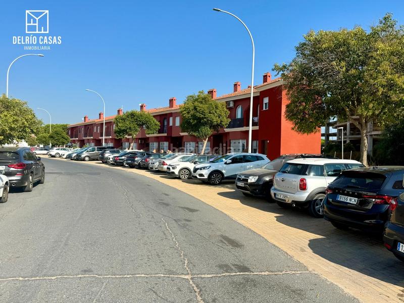 Foto 4763f013-a4d3-470e-8b0c-968c74d786ba. Casa adosada en Mazagón