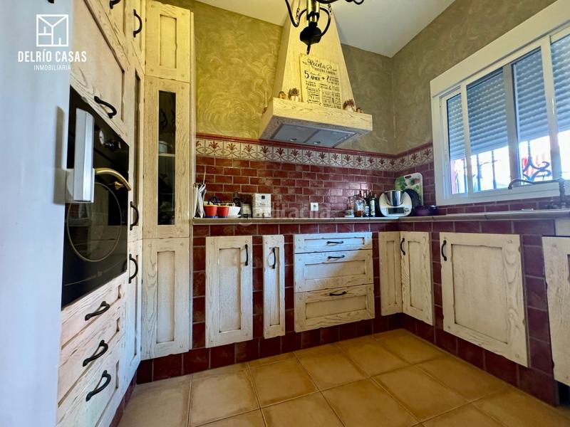 Foto d4e63010-d262-45c2-bb8d-b30203298a9c. Casa adosada en Mazagón