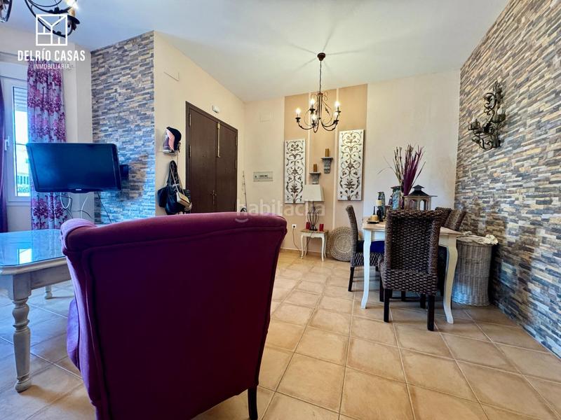 Foto 4133f73e-be08-442b-834e-cab5f07112a0. Casa adossada a Mazagón