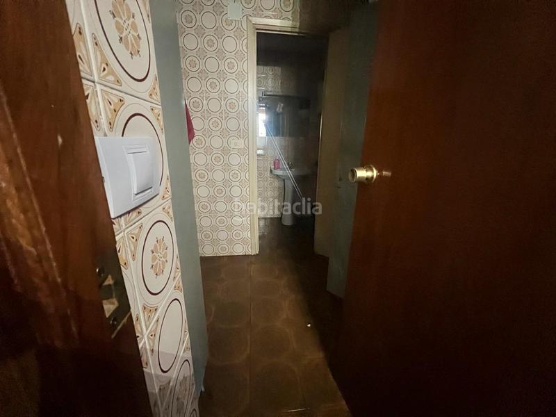 Foto c8f71d2e-1bf0-4d6a-9f68-1ab32b708080. Locale commerciale in San Julián - Barriada de Cortes Burgos