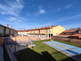Appartement en Cogollos. Duplex, urbanizacin privada.