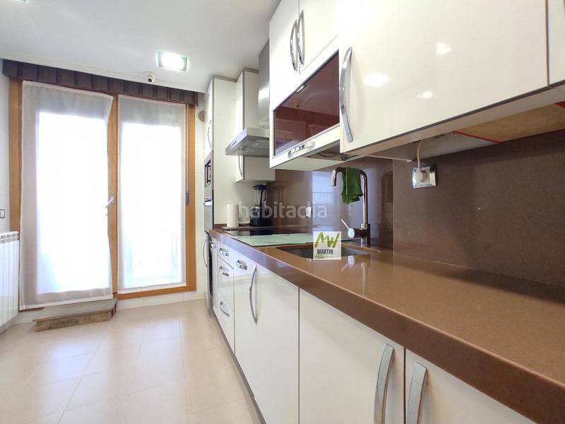 Foto 9a9930e7-41bf-4df0-b183-b9f15cbe0ae0. Attique avec chauffage parking dans Villafría - La Ventilla - Castañares Burgos