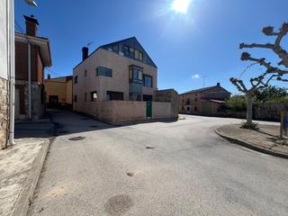 Casa a Frandovínez