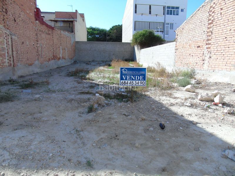 Foto ee9a1d45-3aca-46cd-8183-8921cc35d472. Terreny residencial a Ceutí