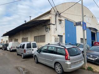 Industrial building in Diseminado goya 16