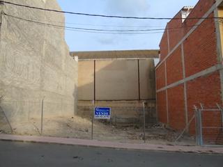 Terreny residencial a Calle pío baroja 5. Se vende solar urbano en lorqui