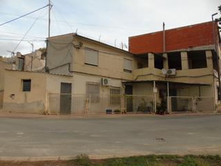 Casa  Calle altosmoros 109. Se vende casa mas cueva en lorqui