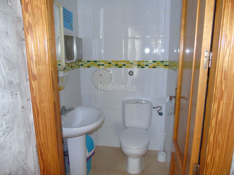 Foto 685e14e4-b3a0-4135-bd2c-a73285a0a086. Local comercial en calle maestro rodrigo 28 se vende local comercial en ceuti destinado a bar - cafeteria en Ceutí