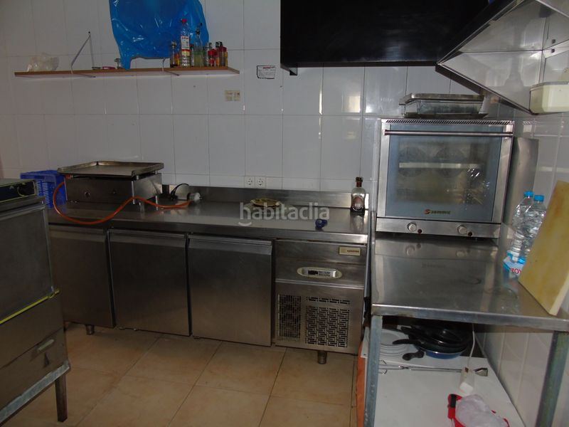 Foto eb687984-df2e-4b9d-a18c-aca1bbaceded. Local comercial en calle maestro rodrigo 28 se vende local comercial en ceuti destinado a bar - cafeteria en Ceutí