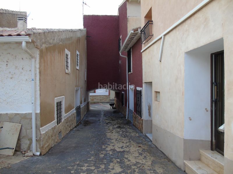 Foto a3660886-c7fb-4811-8969-99747580c598. Masia a calle sierra 16 a Moratalla