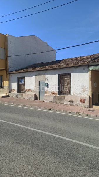 Foto ea9ca8cd-8582-4519-9852-971f52107d2b. Casa a calle tierno galván 34 a Archena