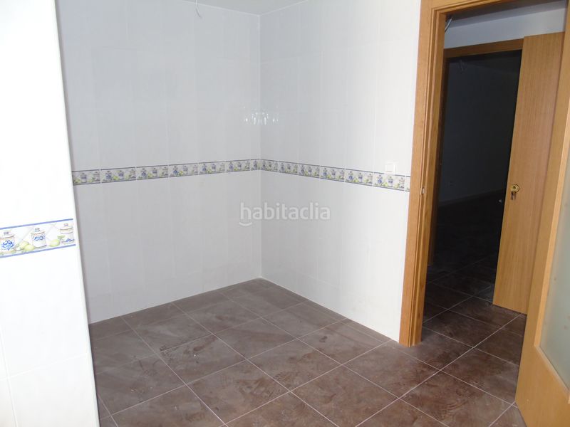 Foto cc0aea39-6ba2-426d-9b2d-9567ee2d2529. Pis amb aparcament a Ceutí