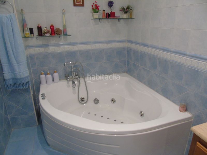 Foto 558ea721-5d7d-4b63-bcc7-1dd7d834bc5d. Casa aparellada amb xemeneia aparcament a Ceutí